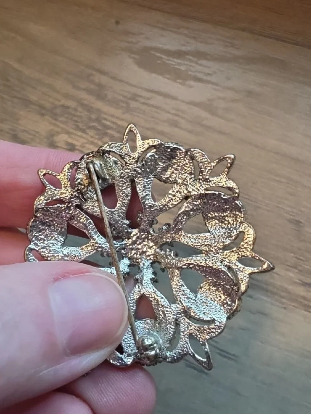 Vintage-Inspired Purple Gem Floral Brooch